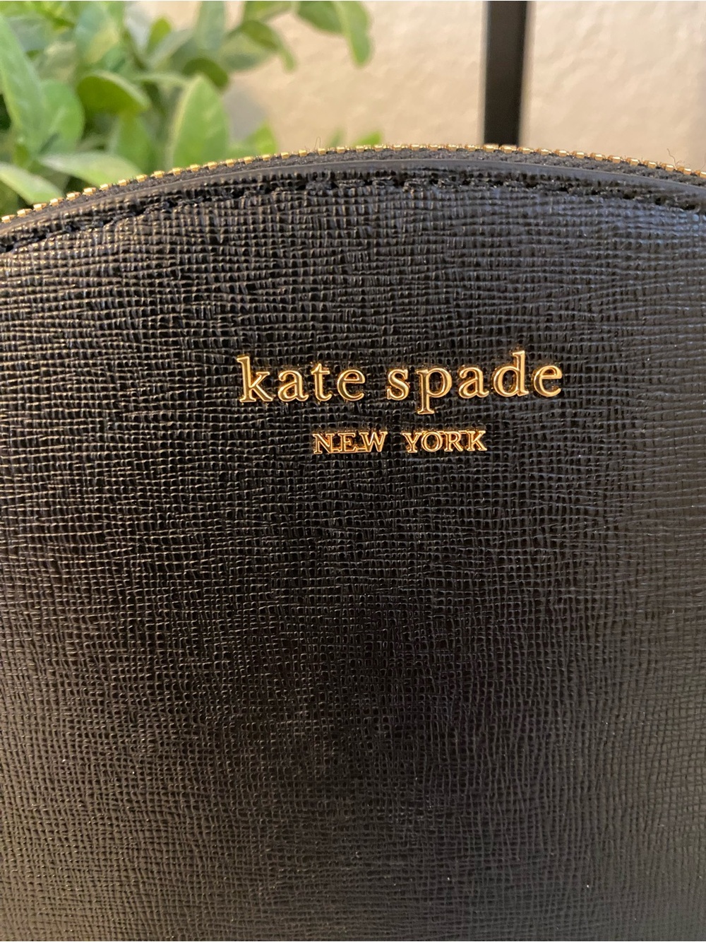 kate spade black leather crossbody with gold chain - Picture 10 of 13